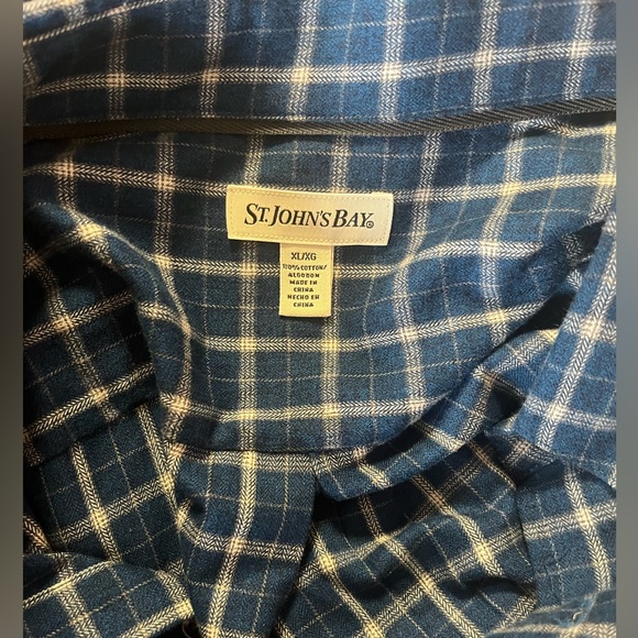 St John’s Bay Men’s Shirt in XL. - Picture 5 of 6